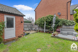 Photo 14- click for photo gallery